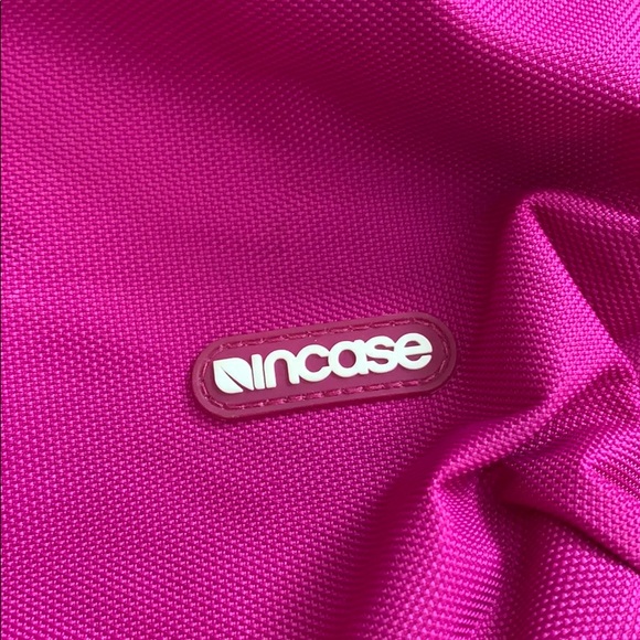 Computer Backpack by Incase - Picture 2 of 7